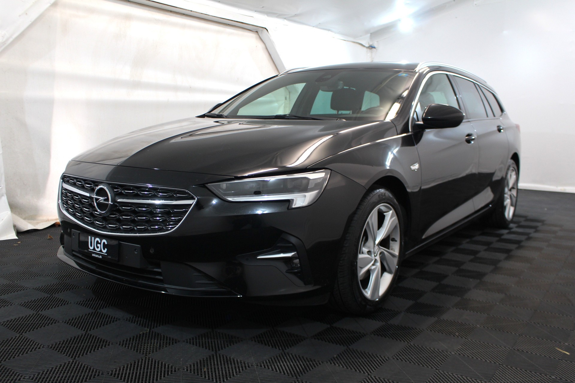 OPEL Insignia Sports Tourer 2.0 T Elegance-image-2