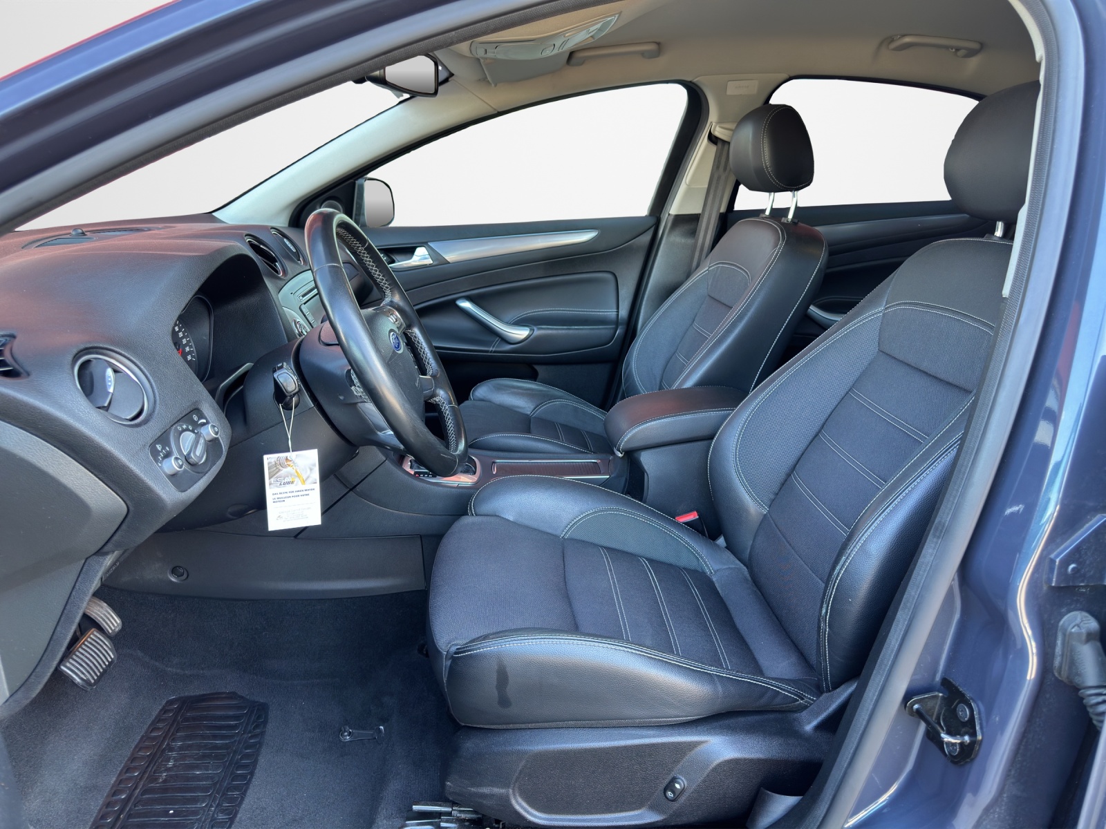 FORD Mondeo 2.0 EcoBoost SCTi Titanium PowerShift-image-8