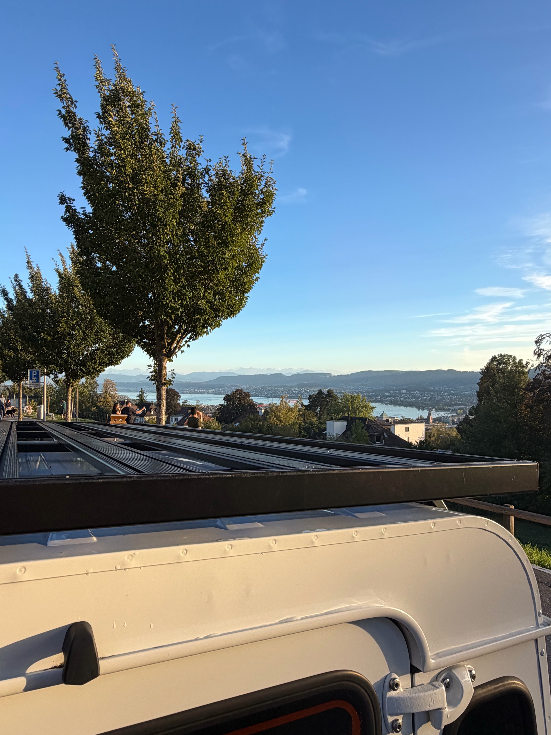 LAND ROVER 2.2 TD4 SW SE-image-18