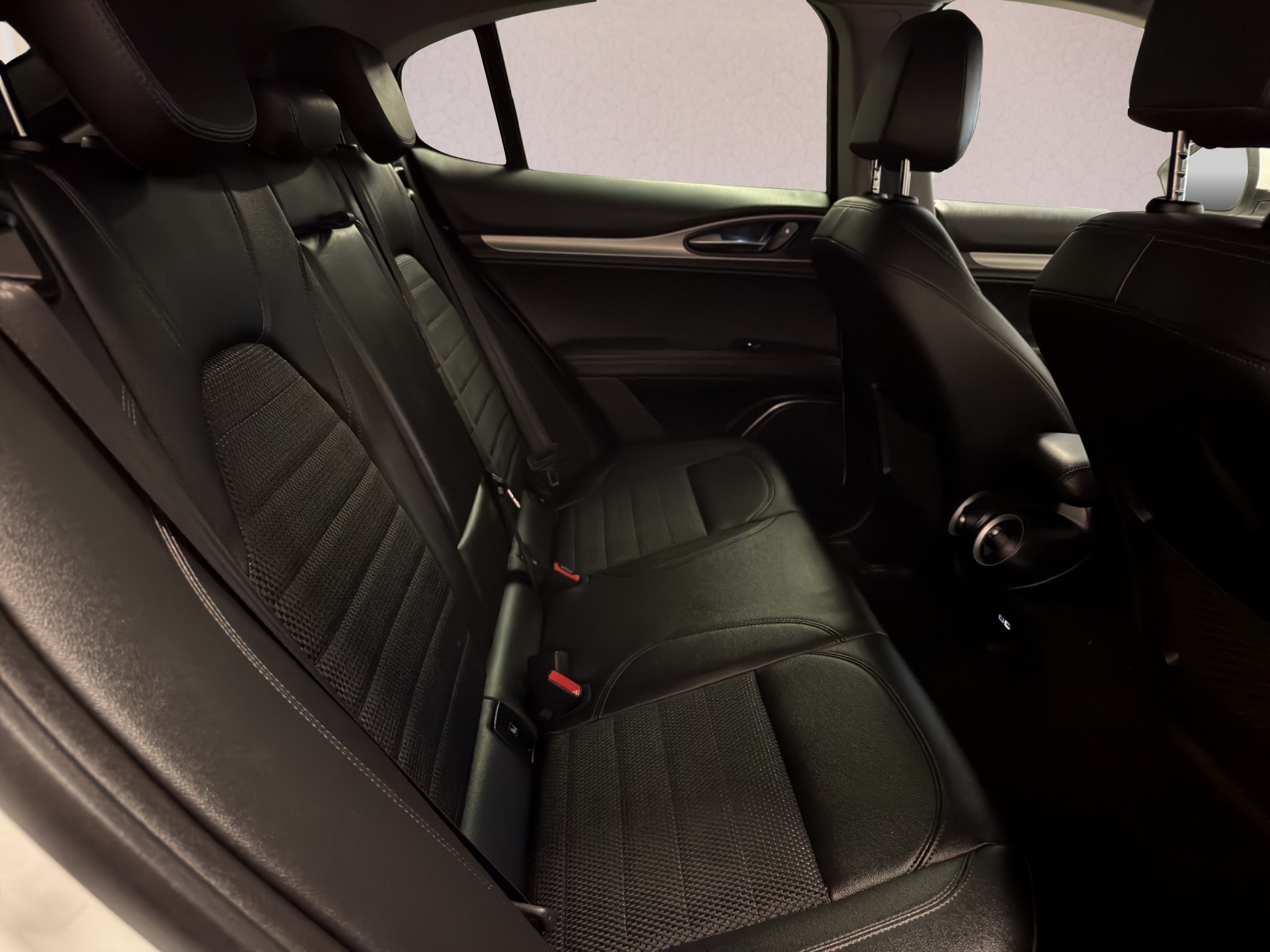 ALFA ROMEO Stelvio 2.0 Sprint Q4 Automatic-image-13