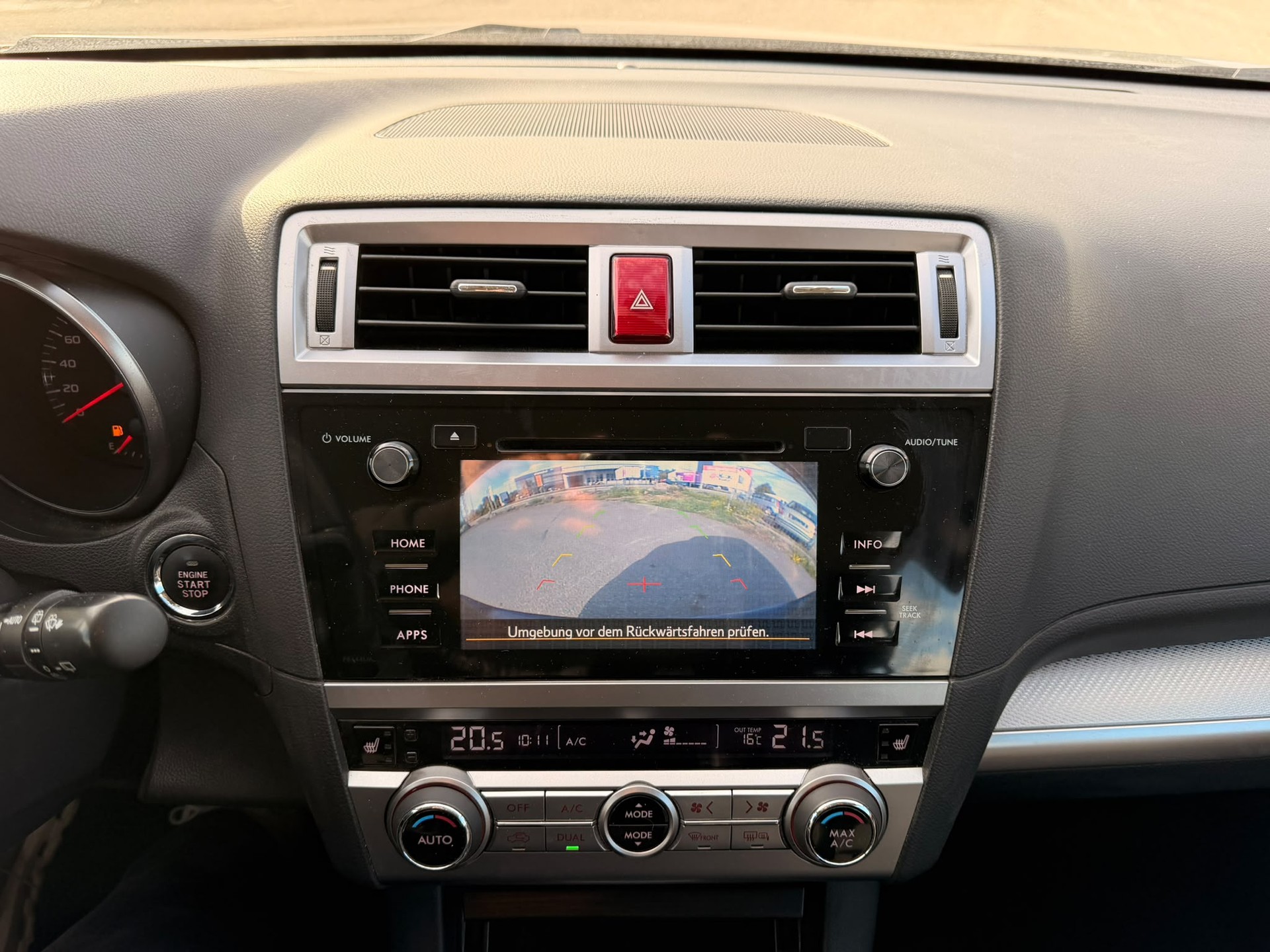 SUBARU Outback 2.0D Luxury AWD Lineartronic-image-9