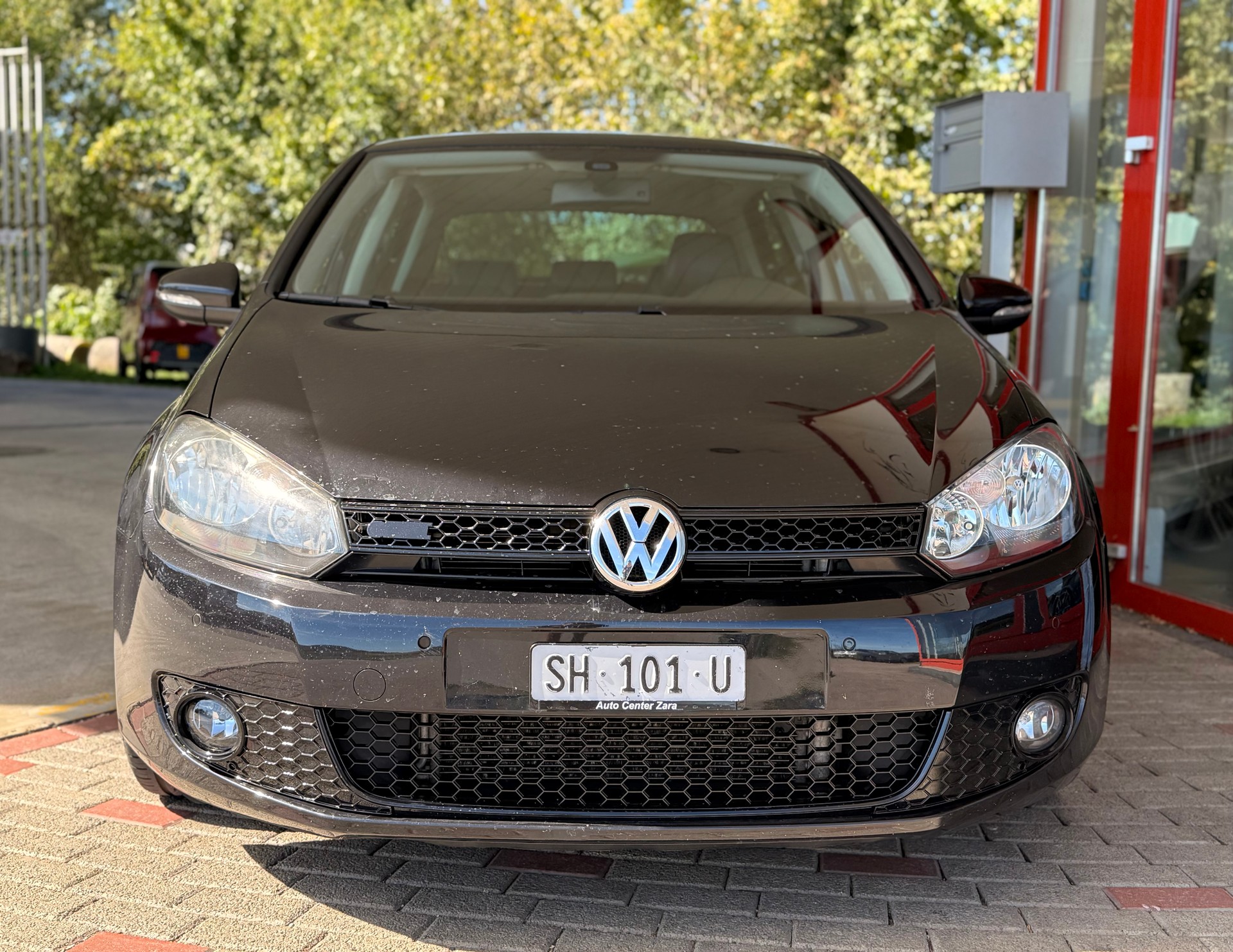 VW Golf 2.0 TDI Sport Edition 4Motion-image-1