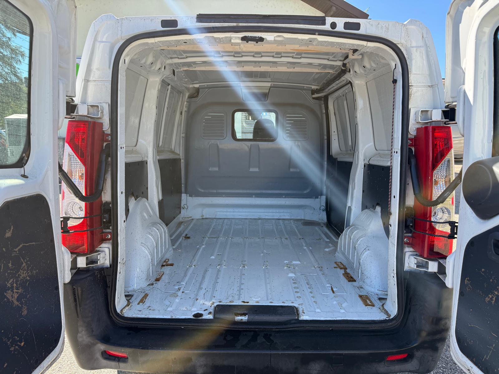 TOYOTA Proace 1.6D Panel Van Terra L1H1-image-8