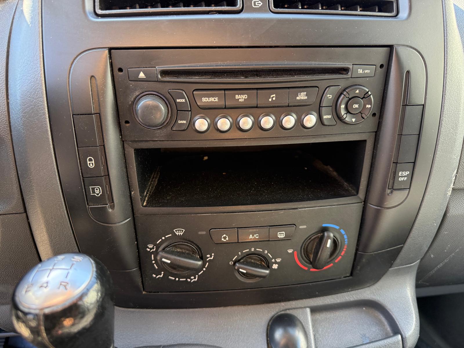 TOYOTA Proace 1.6D Panel Van Terra L1H1-image-12