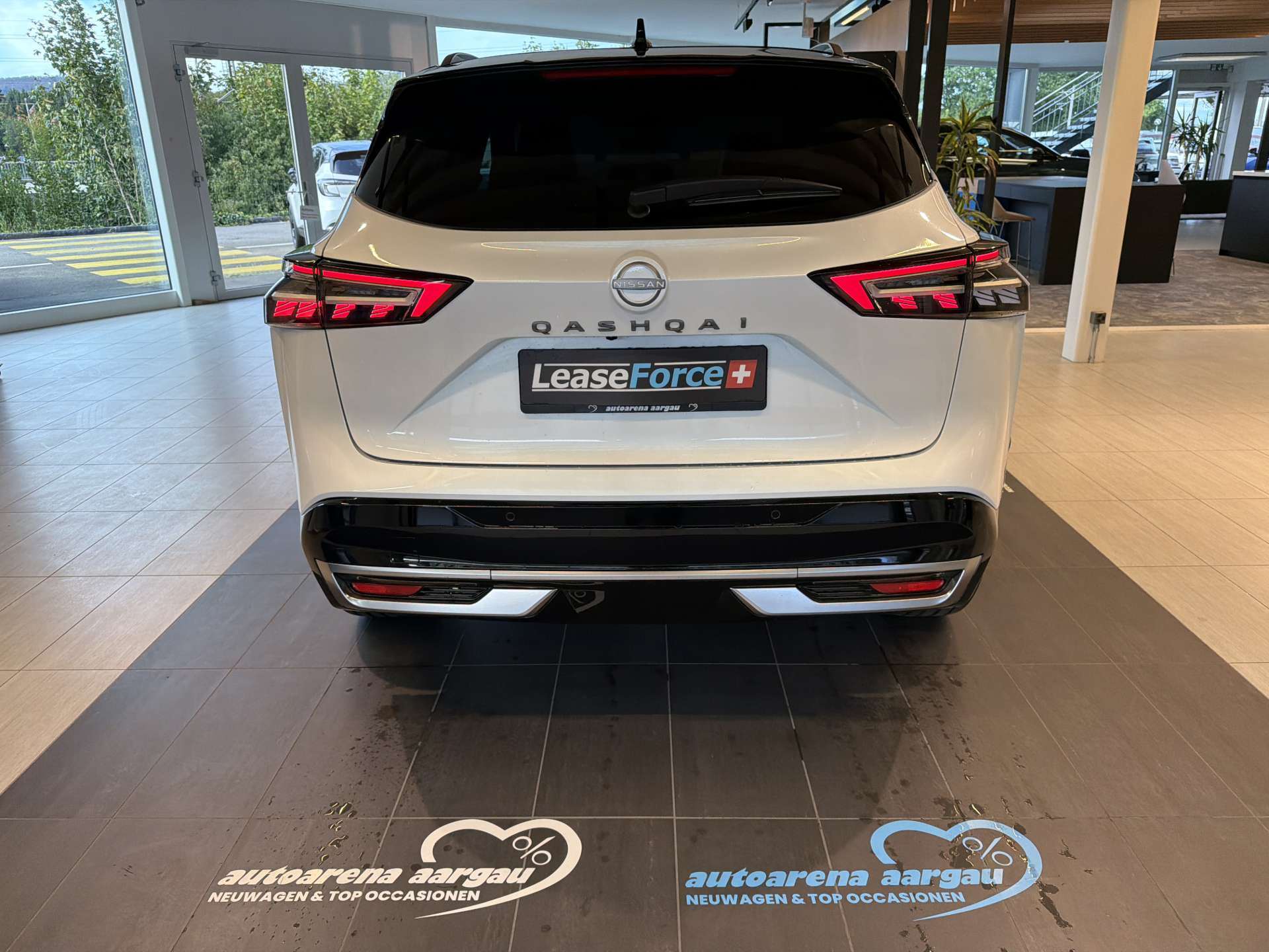NISSAN Qashqai 1.3 DIG-T MHEV Tekna+ Xtronic-Automat-image-12