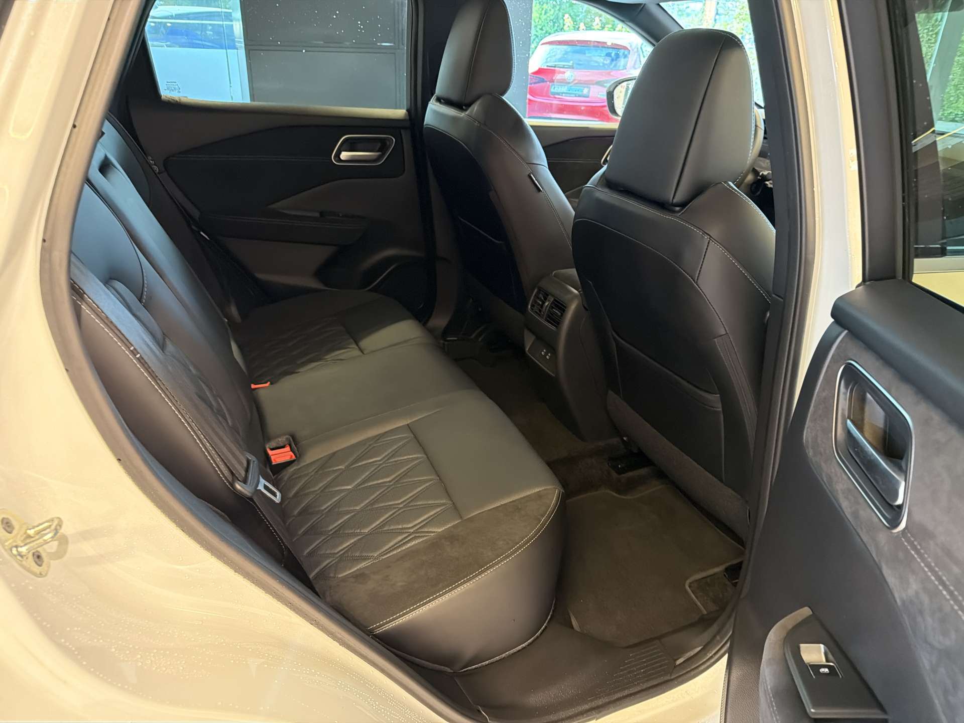 NISSAN Qashqai 1.3 DIG-T MHEV Tekna+ Xtronic-Automat-image-6