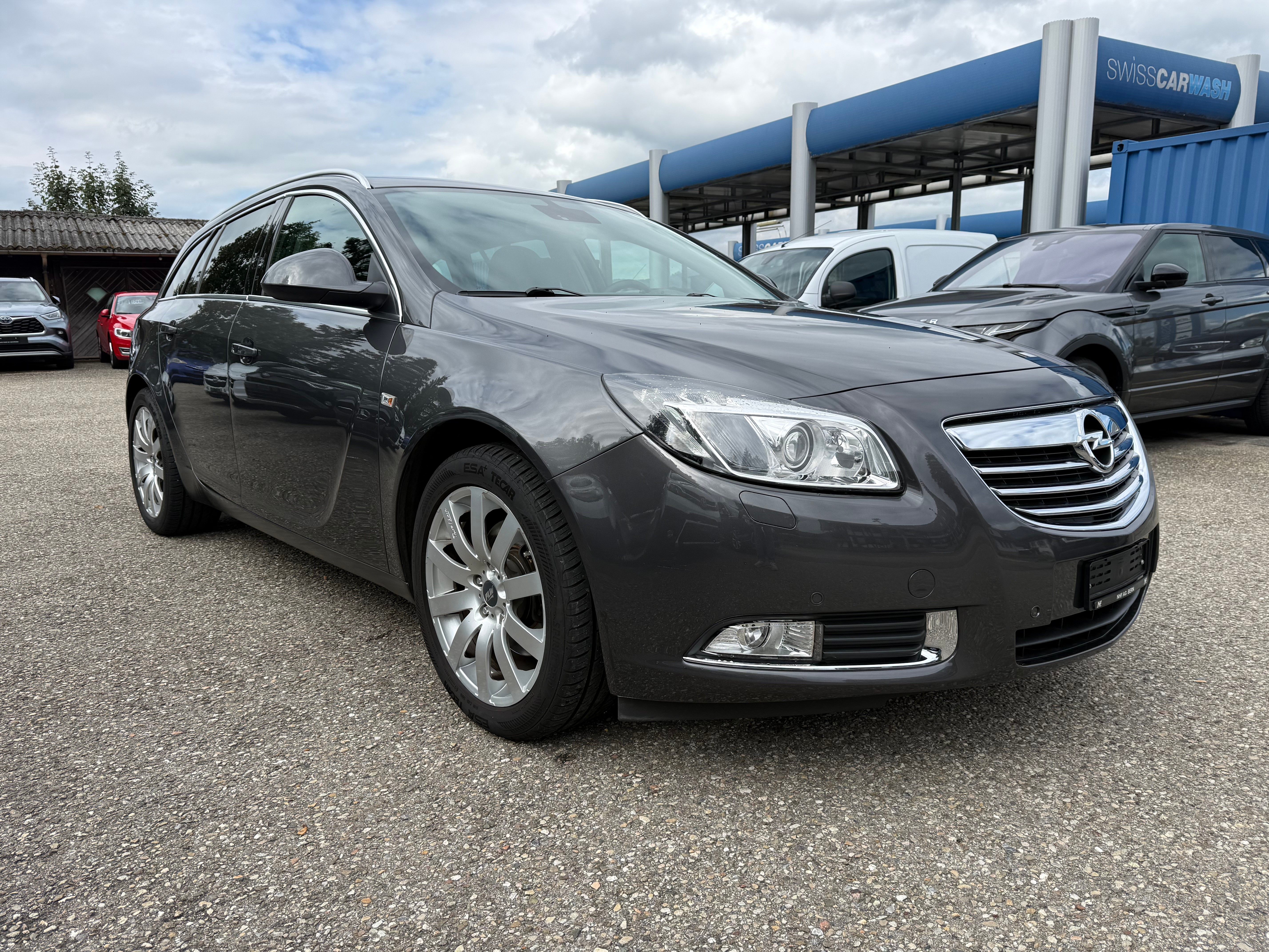 OPEL Insignia Sports Tourer 2.0 (Kombi) Opel OPEL Insignia Sports Tourer 2.0 (Kombi)