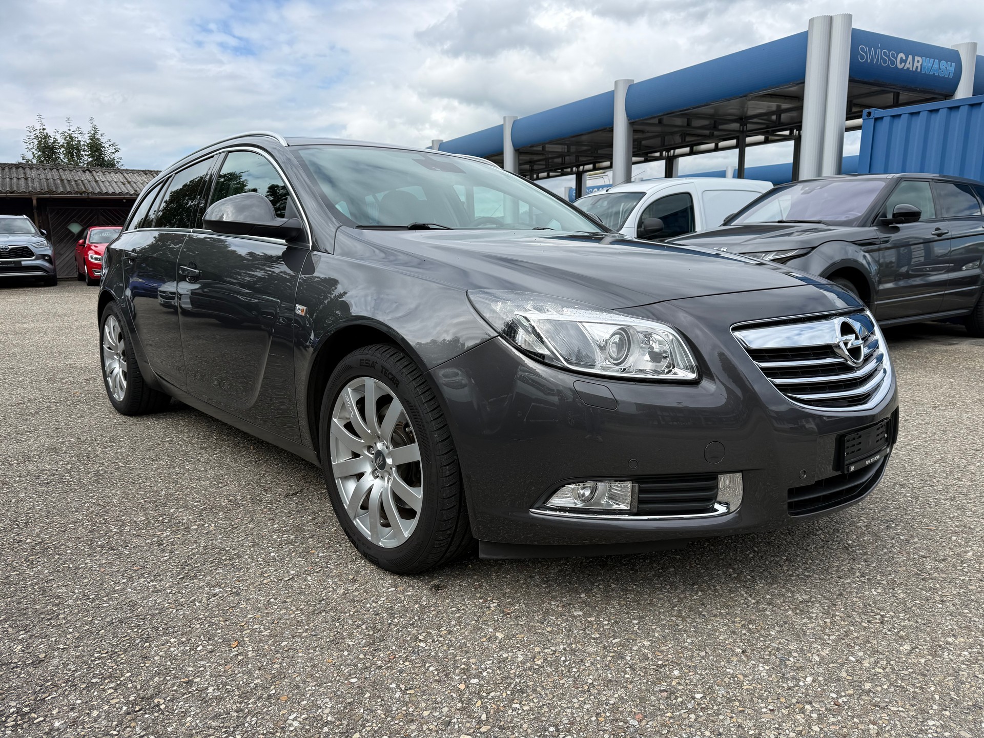 OPEL Insignia Sports Tourer 2.0 Turbo Edition Automatic-image-2