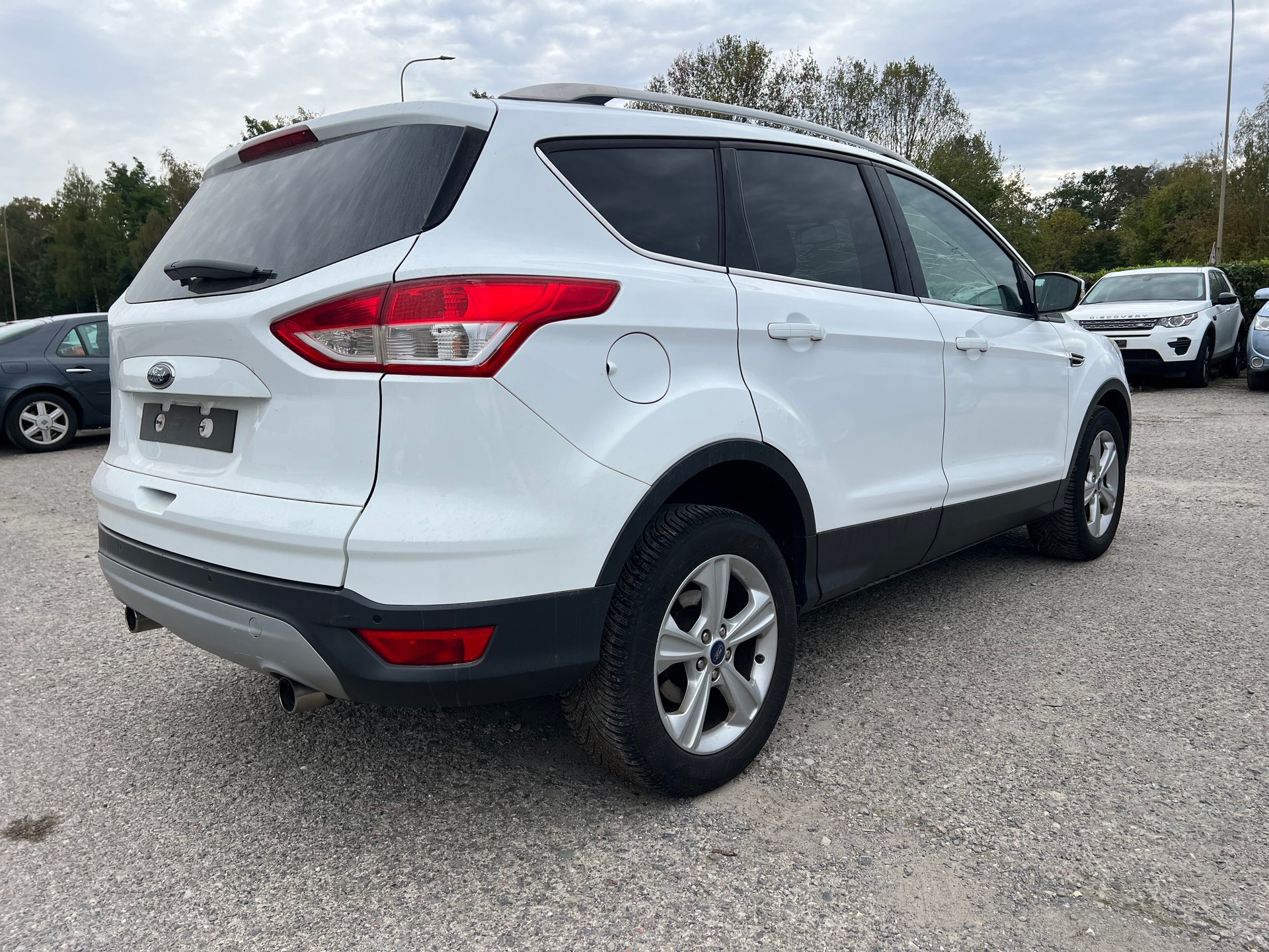 FORD Kuga 1.6 SCTi Titanium 2WD-image-2
