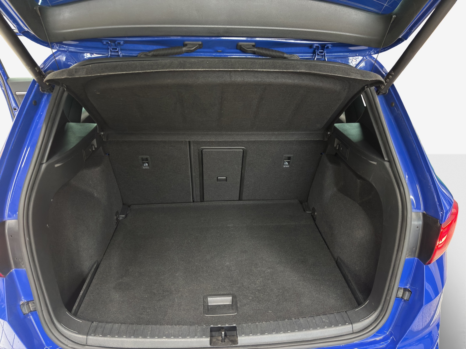 SEAT Ateca 2.0 TSI Hola FR 4Drive DSG-image-12