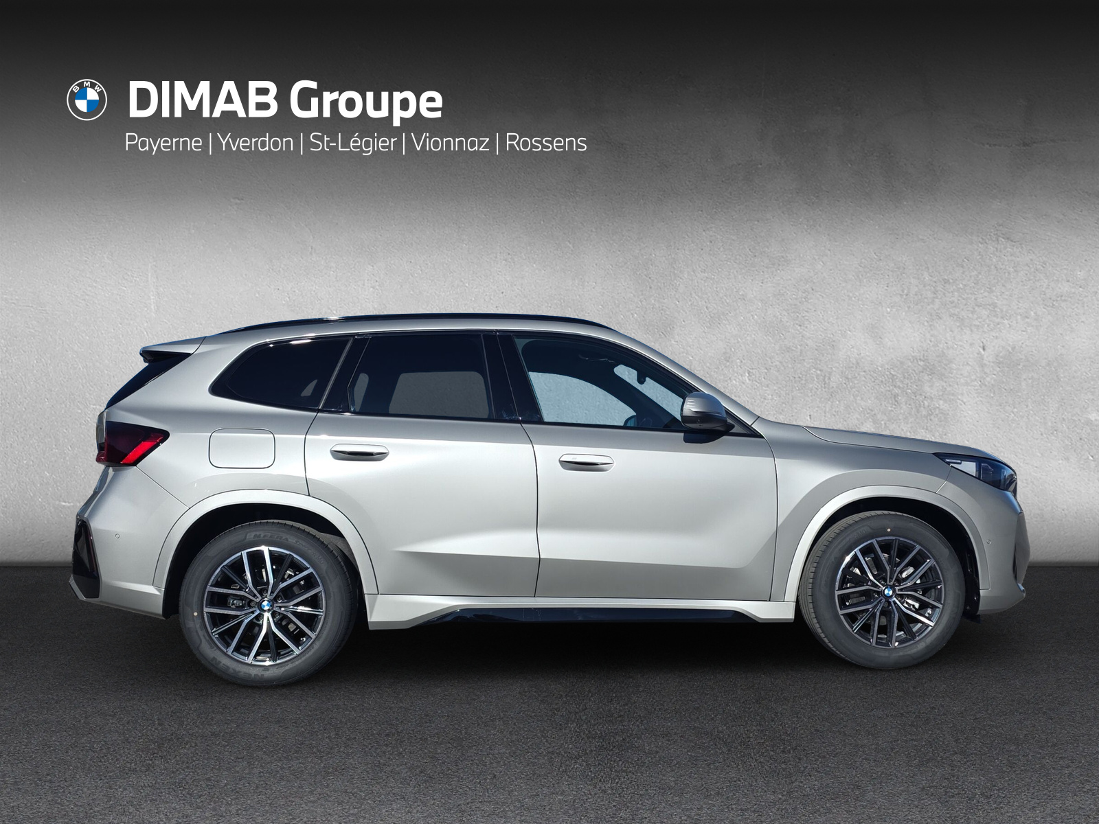 BMW iX1 eDrive 20 M Sport-image-5
