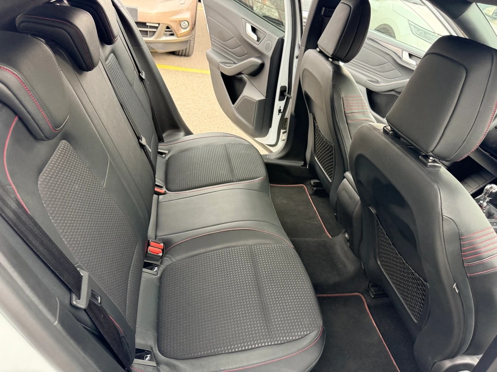 FORD Focus 1.0 SCTi Business-image-11