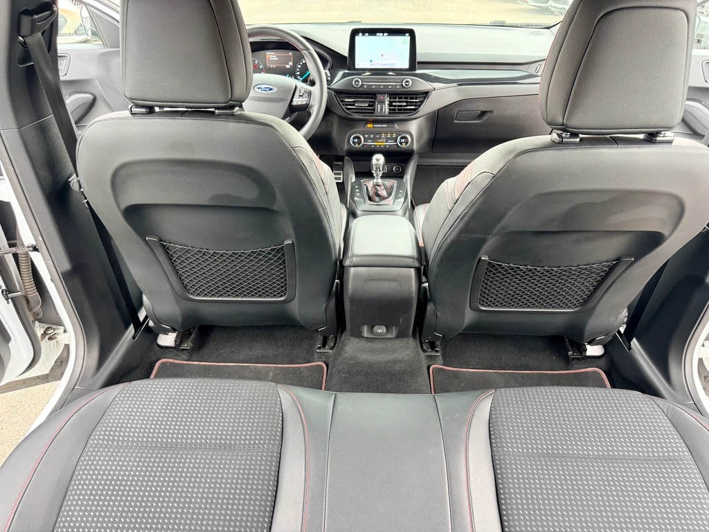 FORD Focus 1.0 SCTi Business-image-12