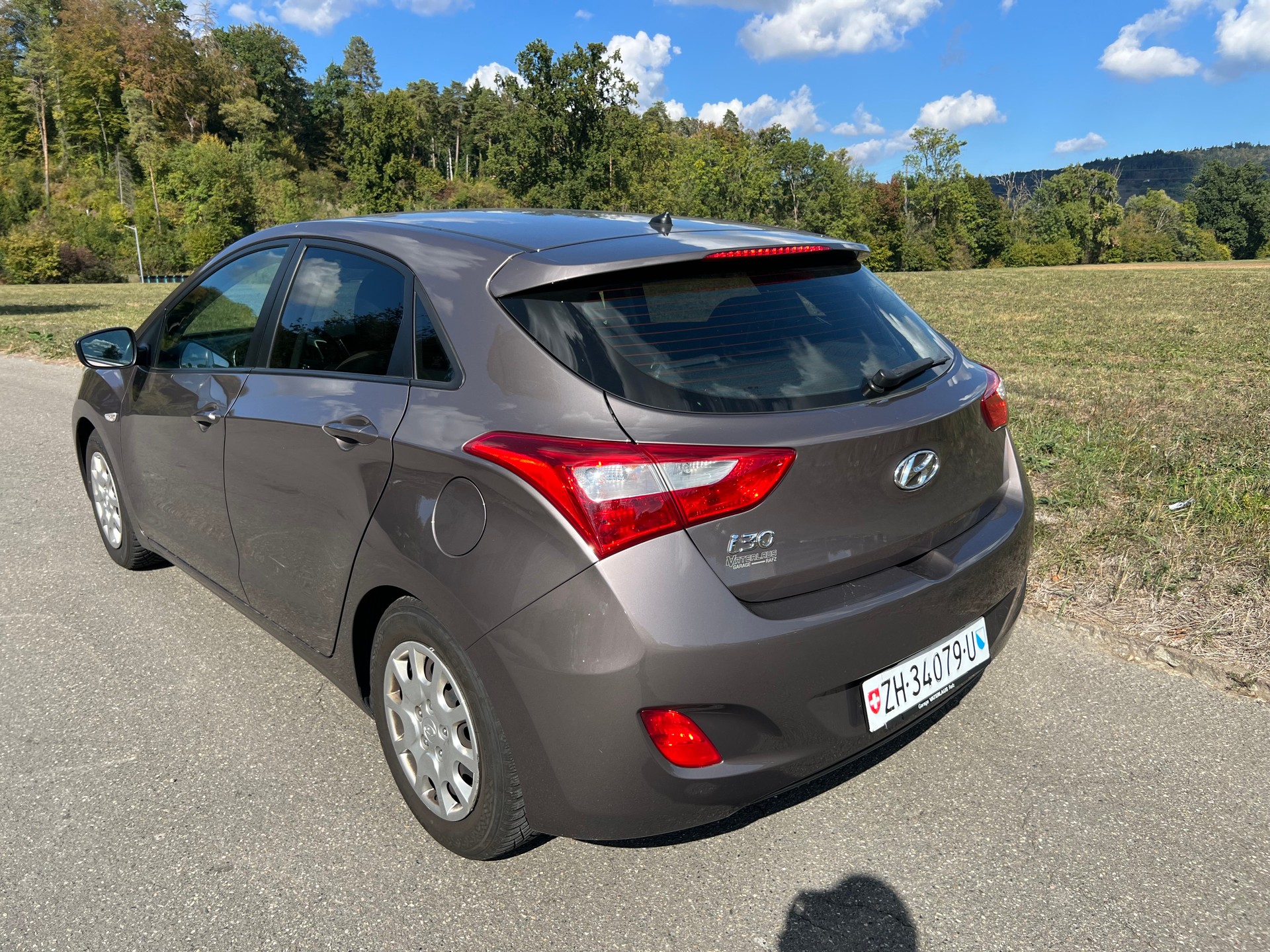 HYUNDAI i30 1.4 Pica Leder-image-3