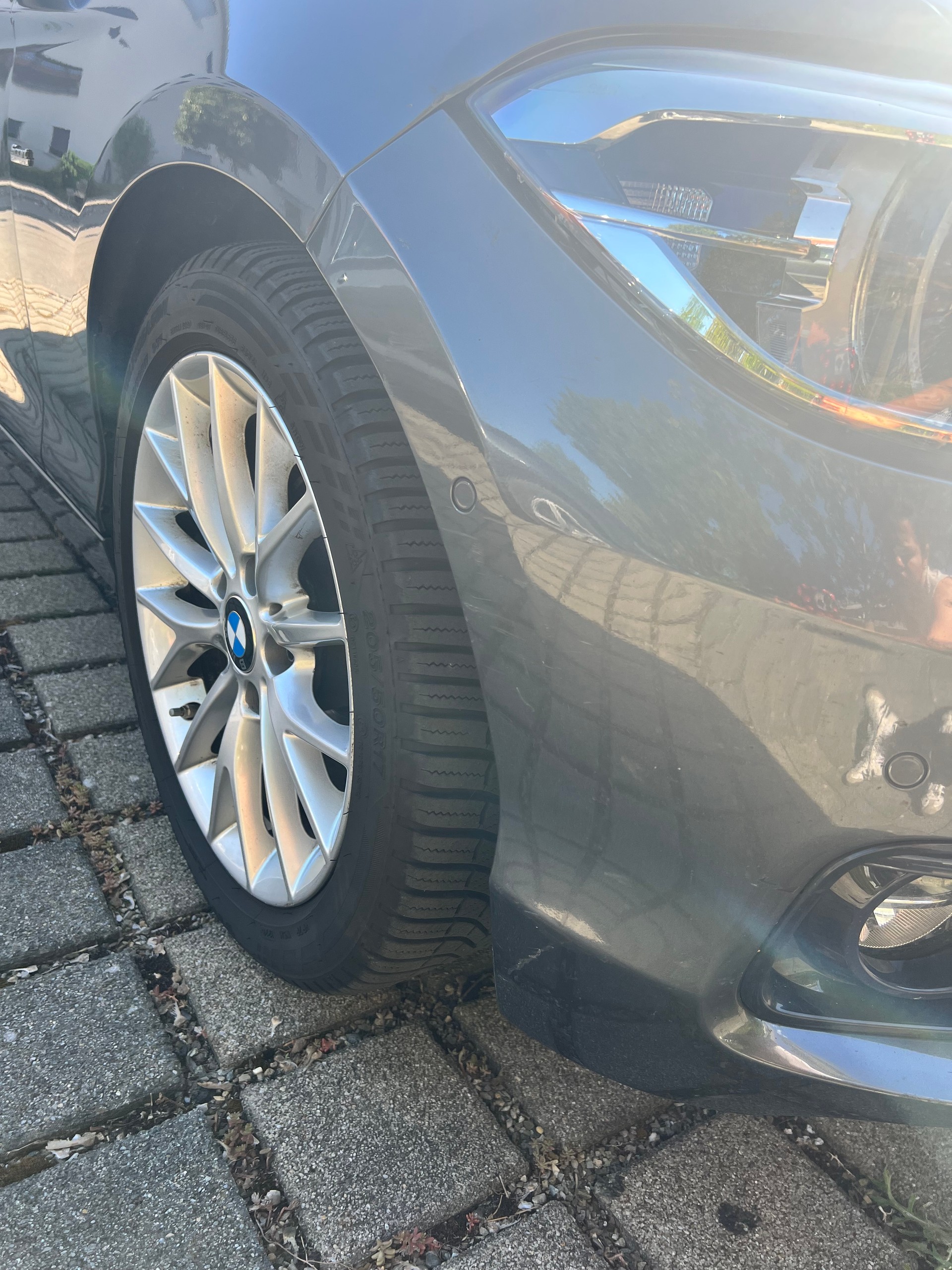 BMW 118i-image-5