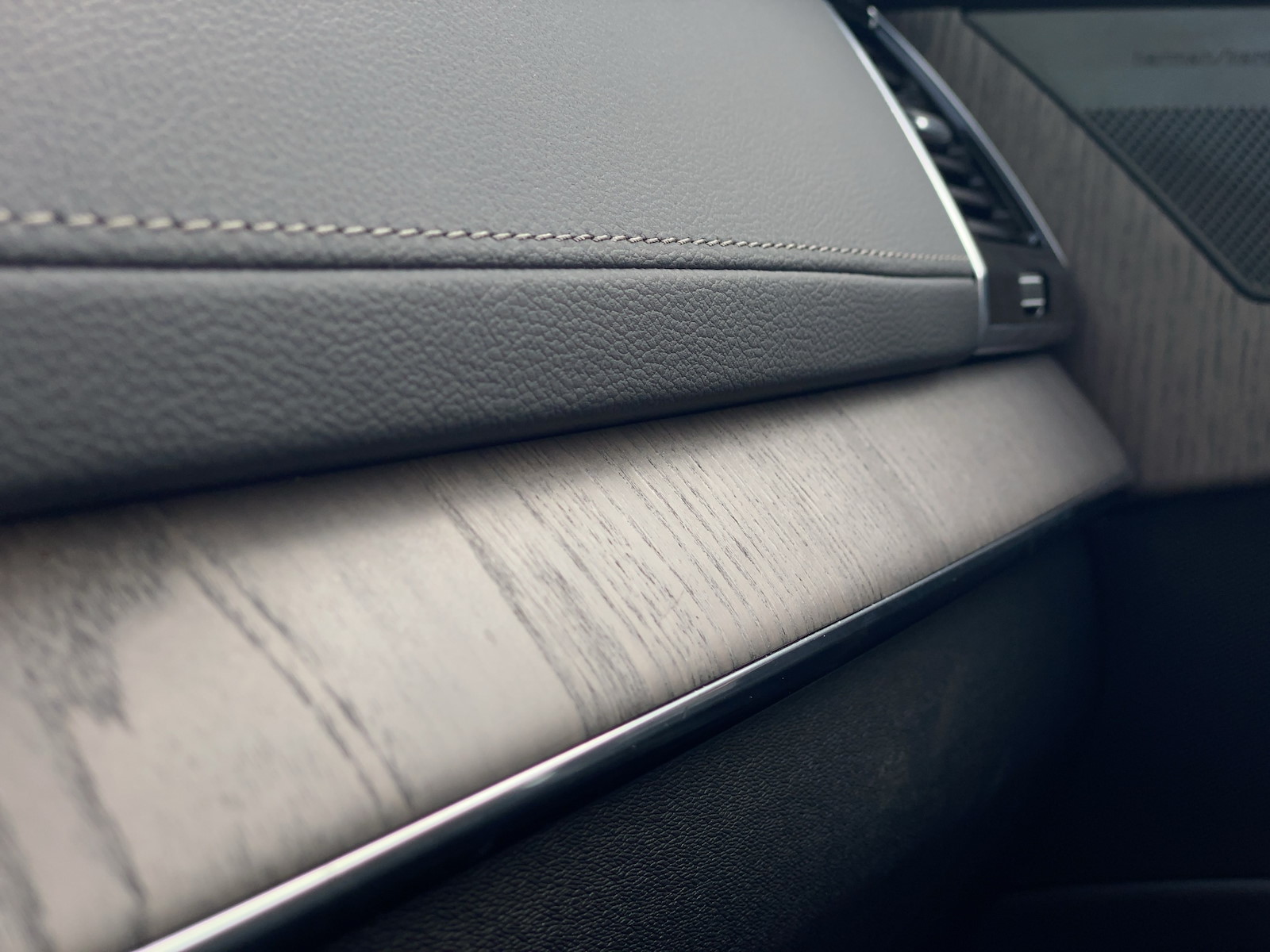 VOLVO XC90 2.0 T8 TE Ultimate Dark 7P. eAWD-image-15