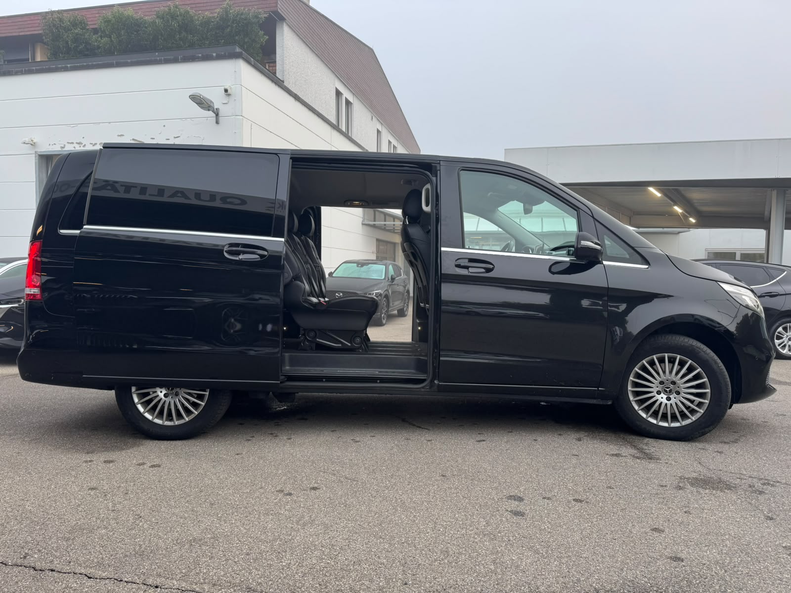 MERCEDES-BENZ V 250 d lang Avantgarde 4Matic G-Tronic-image-3