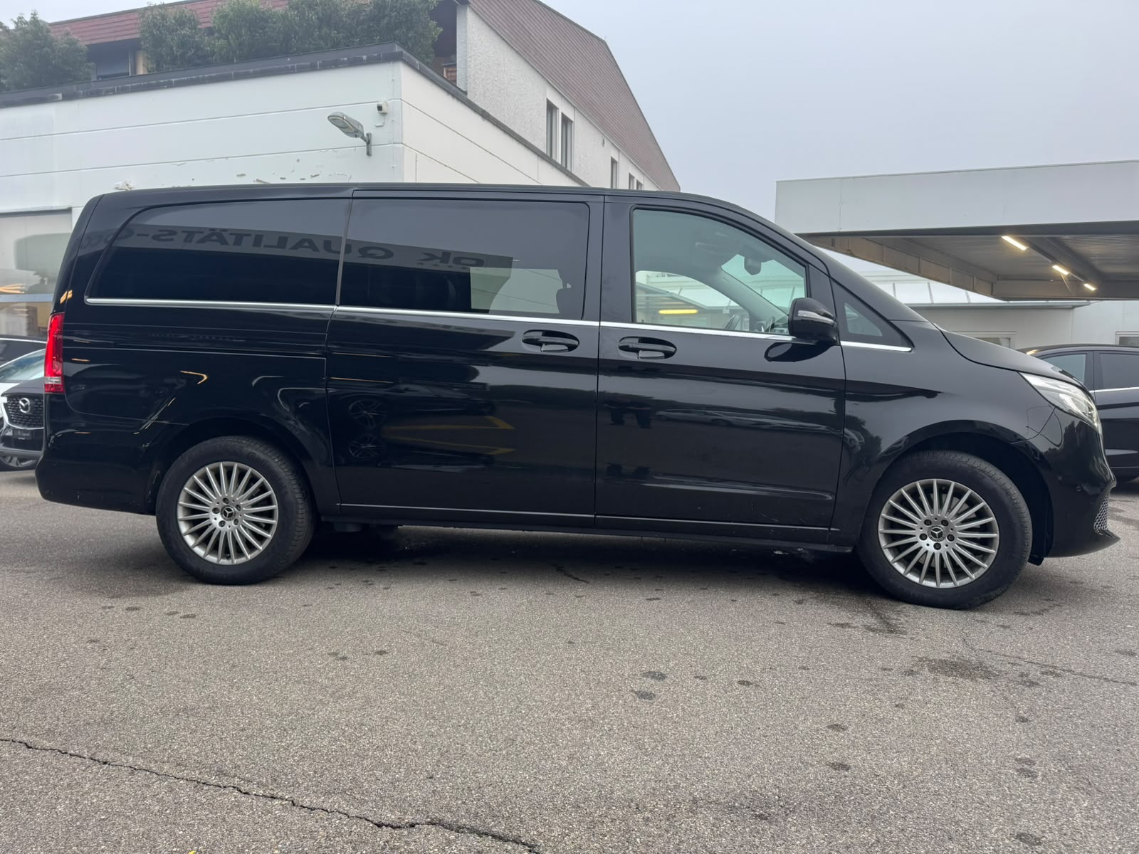 MERCEDES-BENZ V 250 d lang Avantgarde 4Matic G-Tronic-image-4