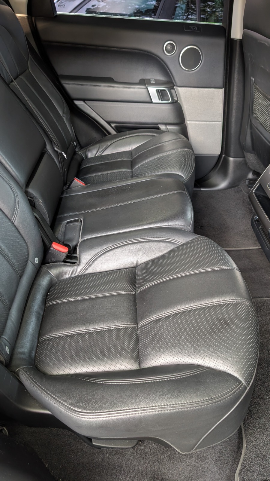 LAND ROVER Range Rover Sport 2.0SD4 HSE Automatic-image-10