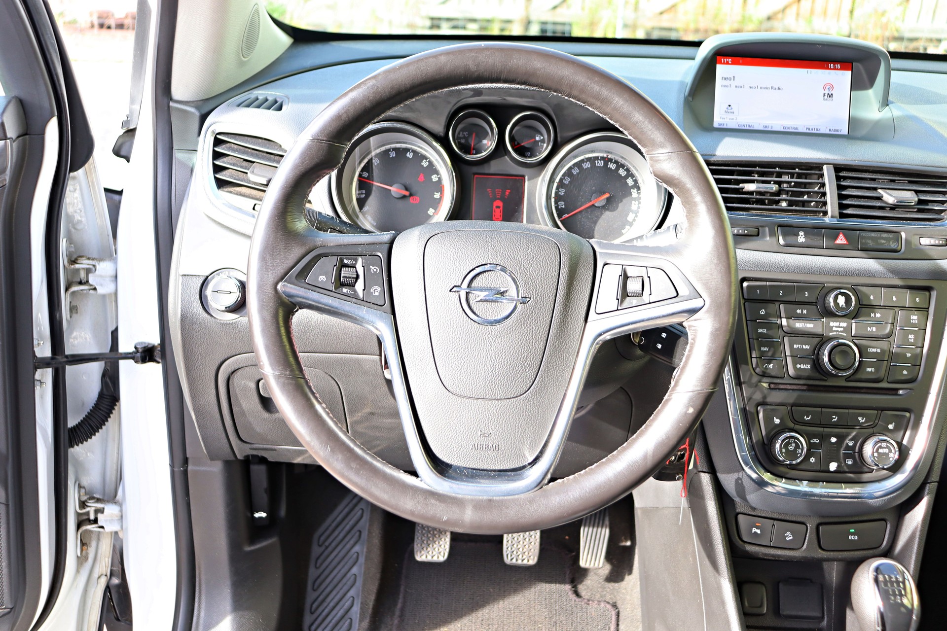 OPEL Mokka 1.4i 16V Turbo Cosmo 4WD *AHK 1200KG*-image-9