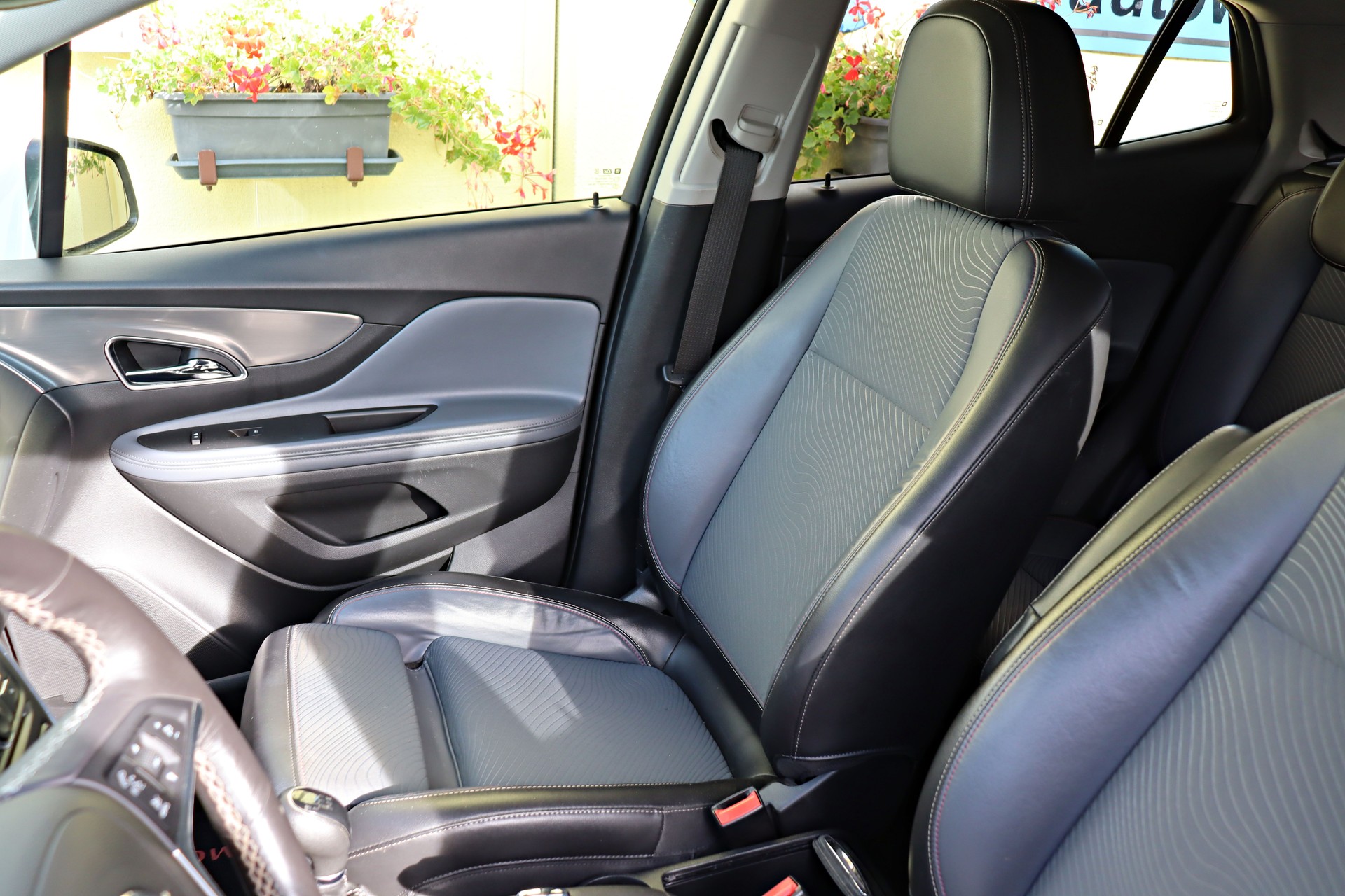OPEL Mokka 1.4i 16V Turbo Cosmo 4WD *AHK 1200KG*-image-11