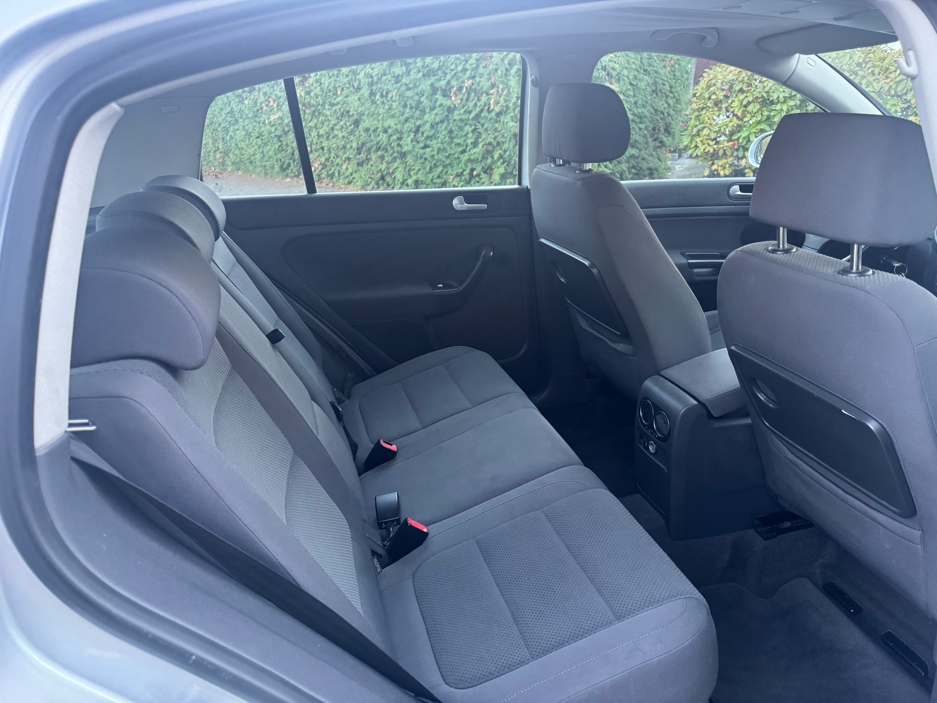 VW Golf Plus 1.6 FSI Comfortline-image-6