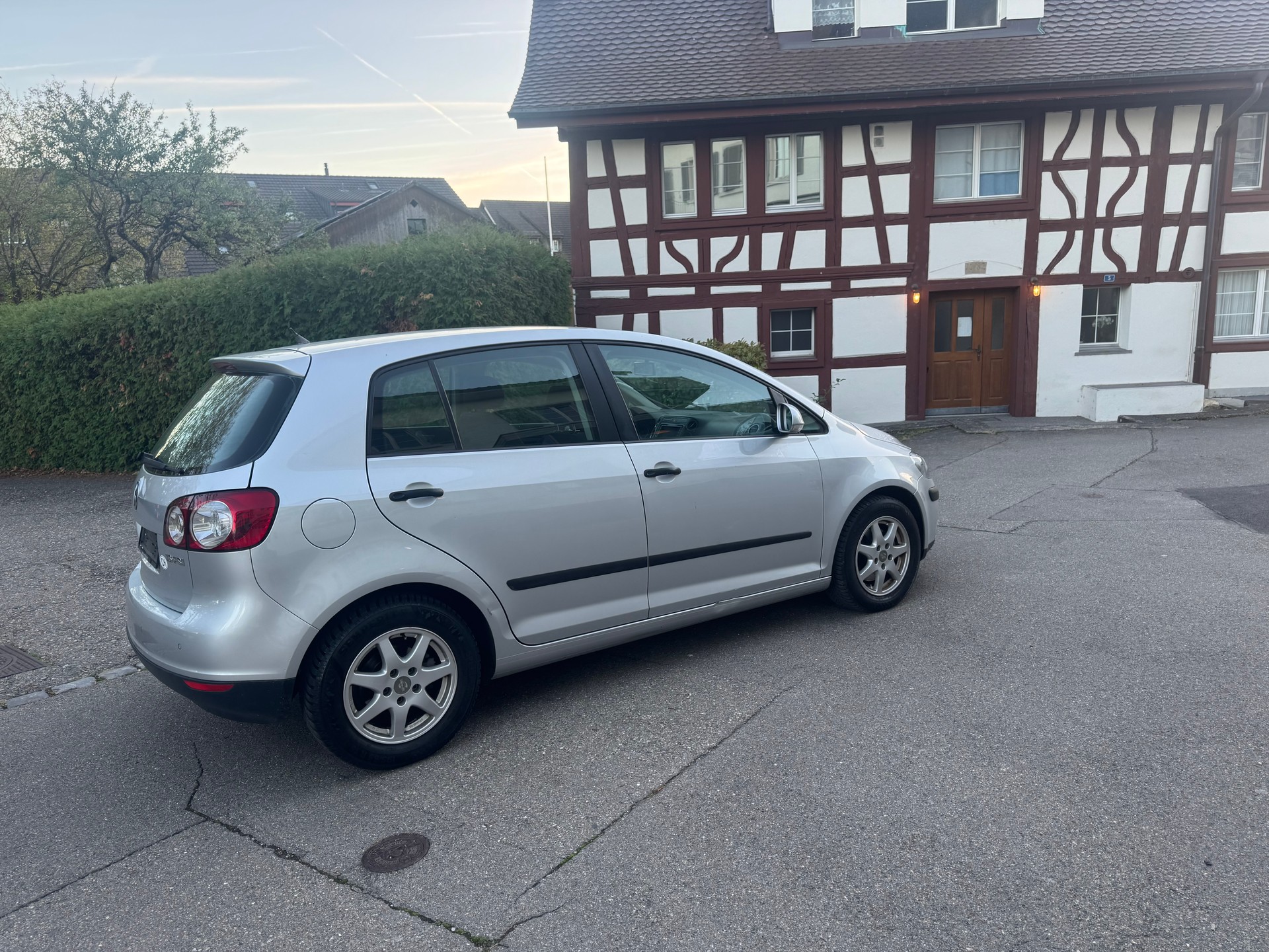 VW Golf Plus 1.6 FSI Comfortline-image-5