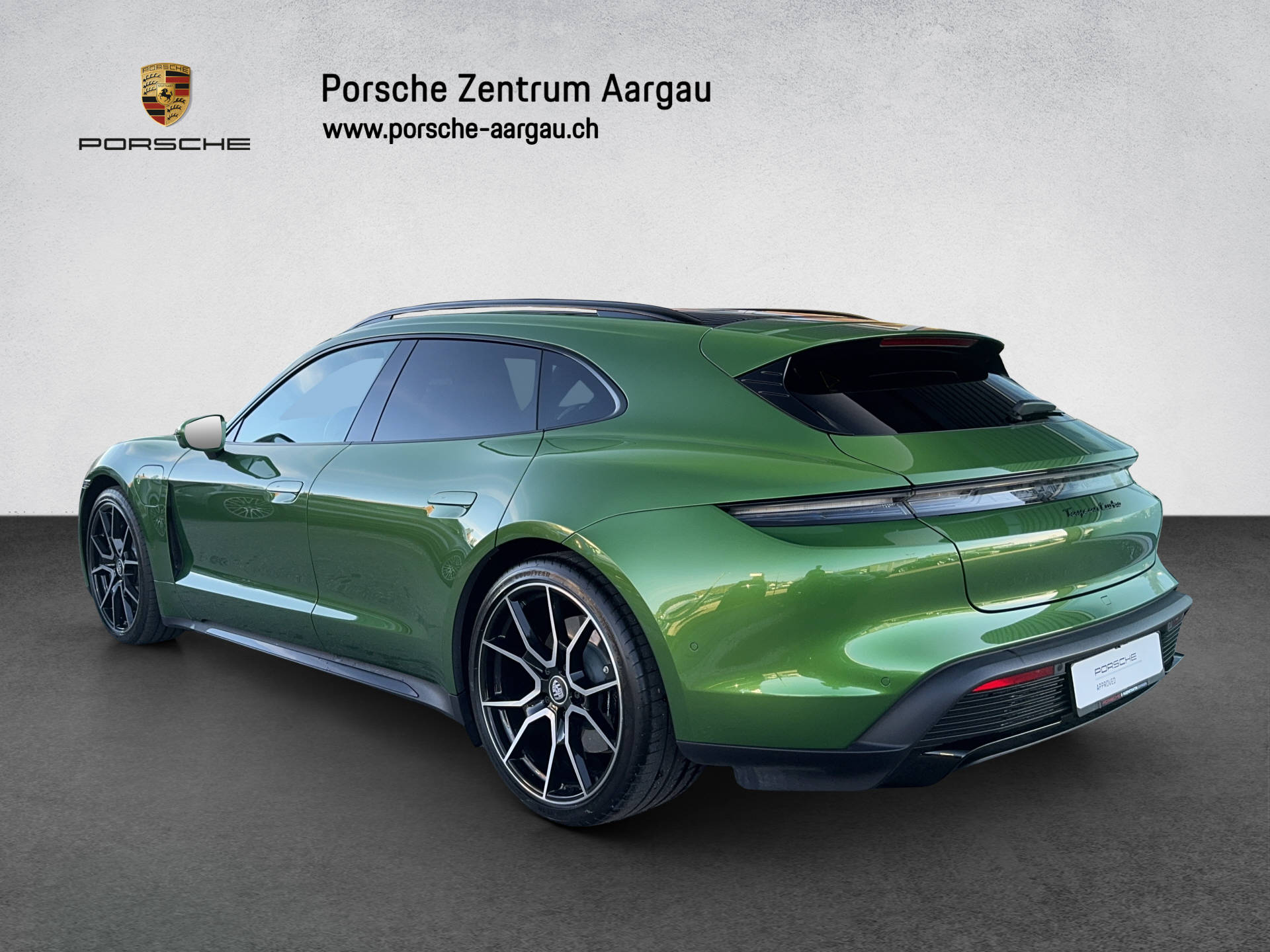 PORSCHE Taycan Turbo Sport Turismo-image-3