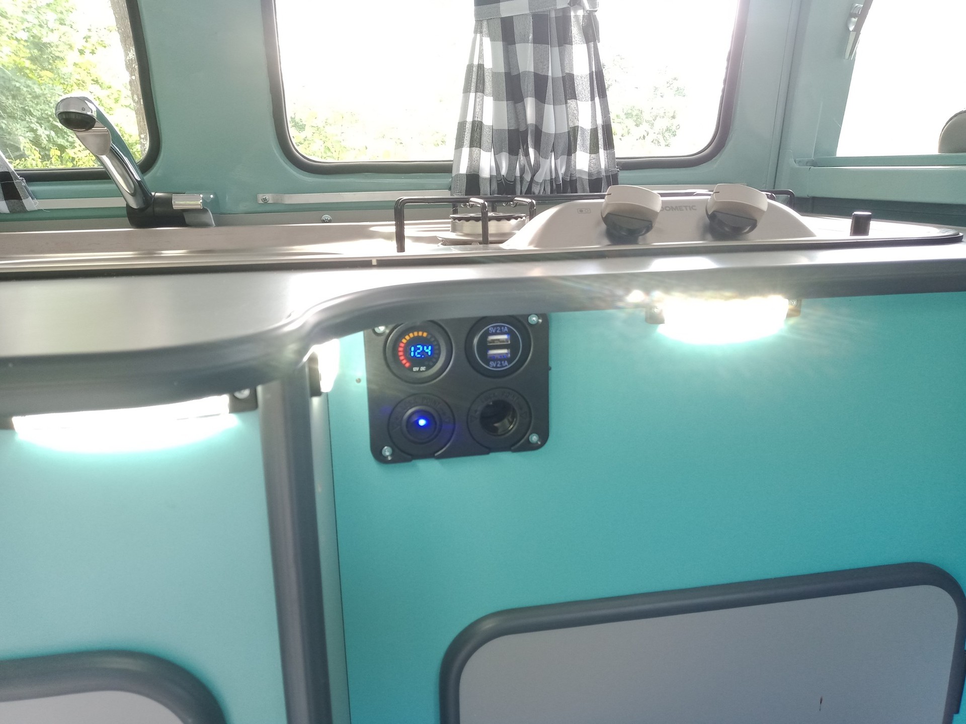 VW T1 Camper-image-10