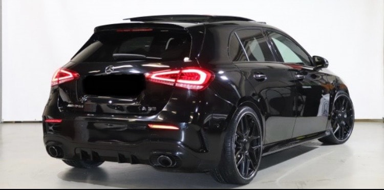 MERCEDES-BENZ A 35 AMG 4Matic Speedshift-image-1