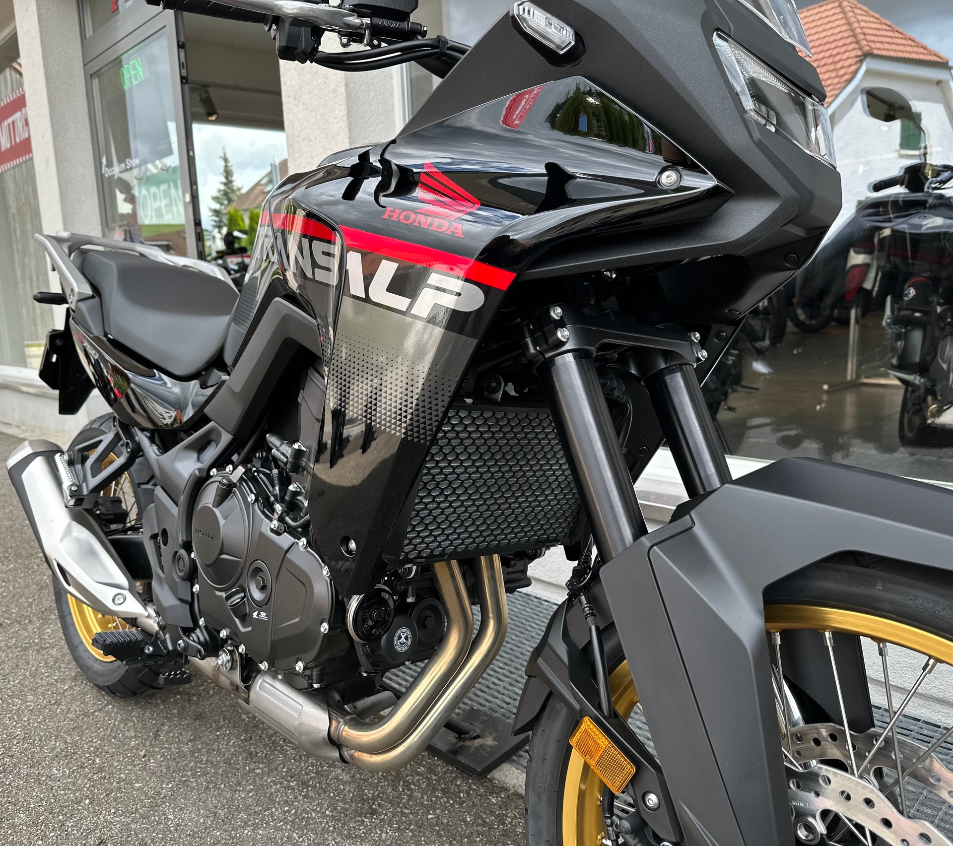 HONDA XL 750 Transalp - manuell-image-5