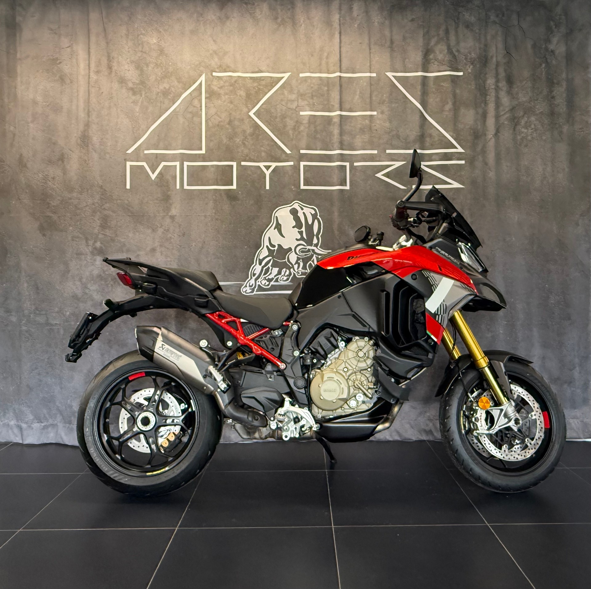DUCATI Multistrada V4 Pikes Peak MY 2025