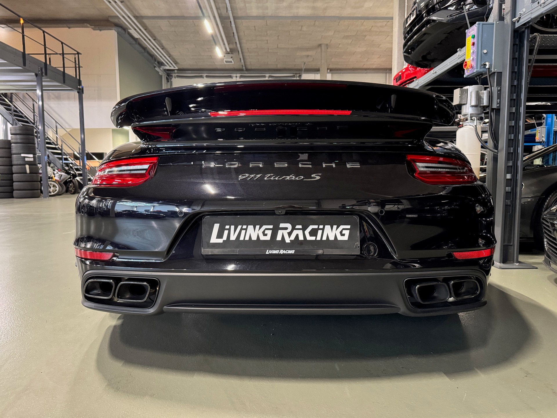 PORSCHE 911 Turbo S PDK Stg2+ *720HP*-image-3
