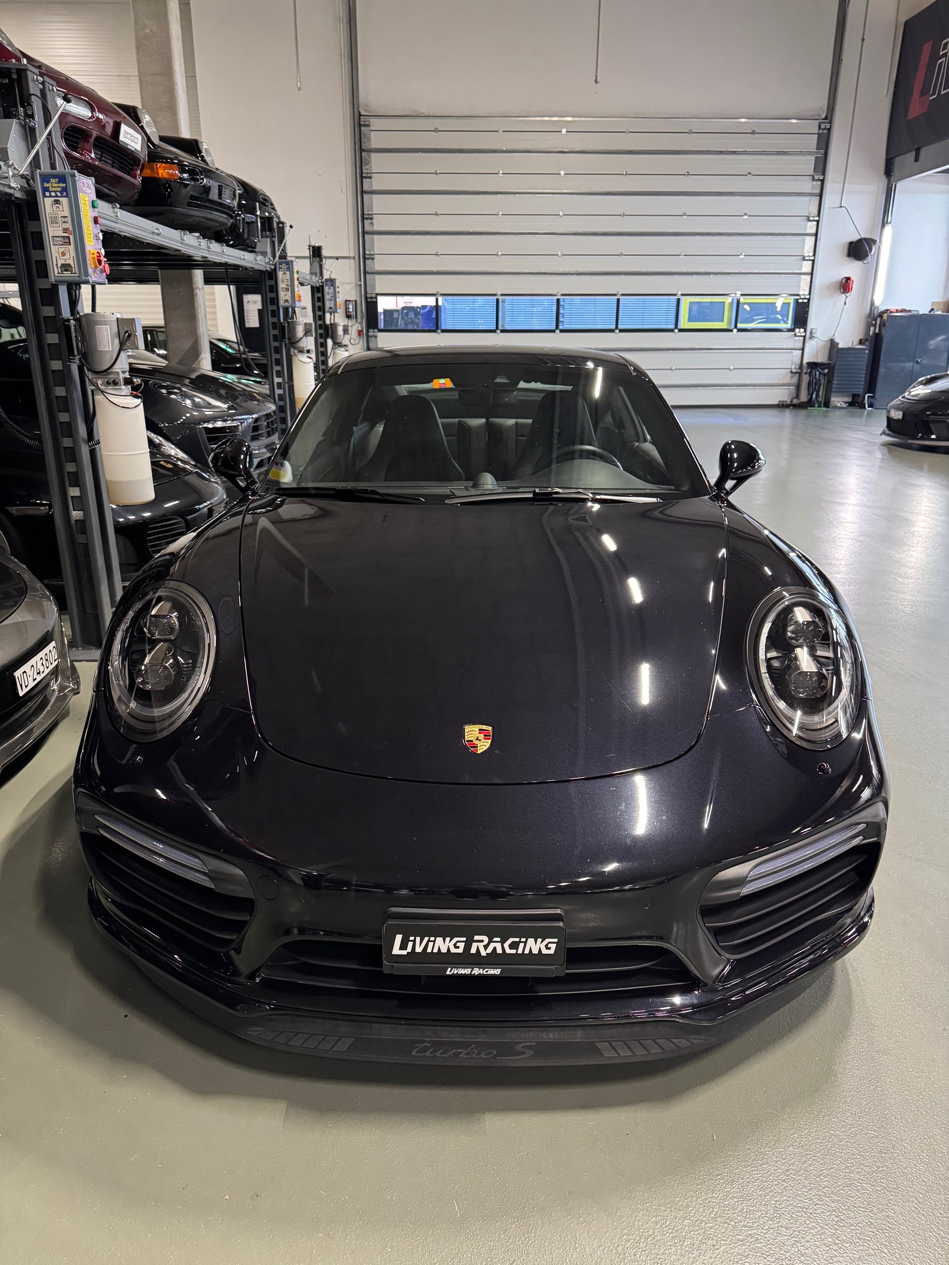 PORSCHE 911 Turbo S PDK Stg2+ *720HP*-image-4