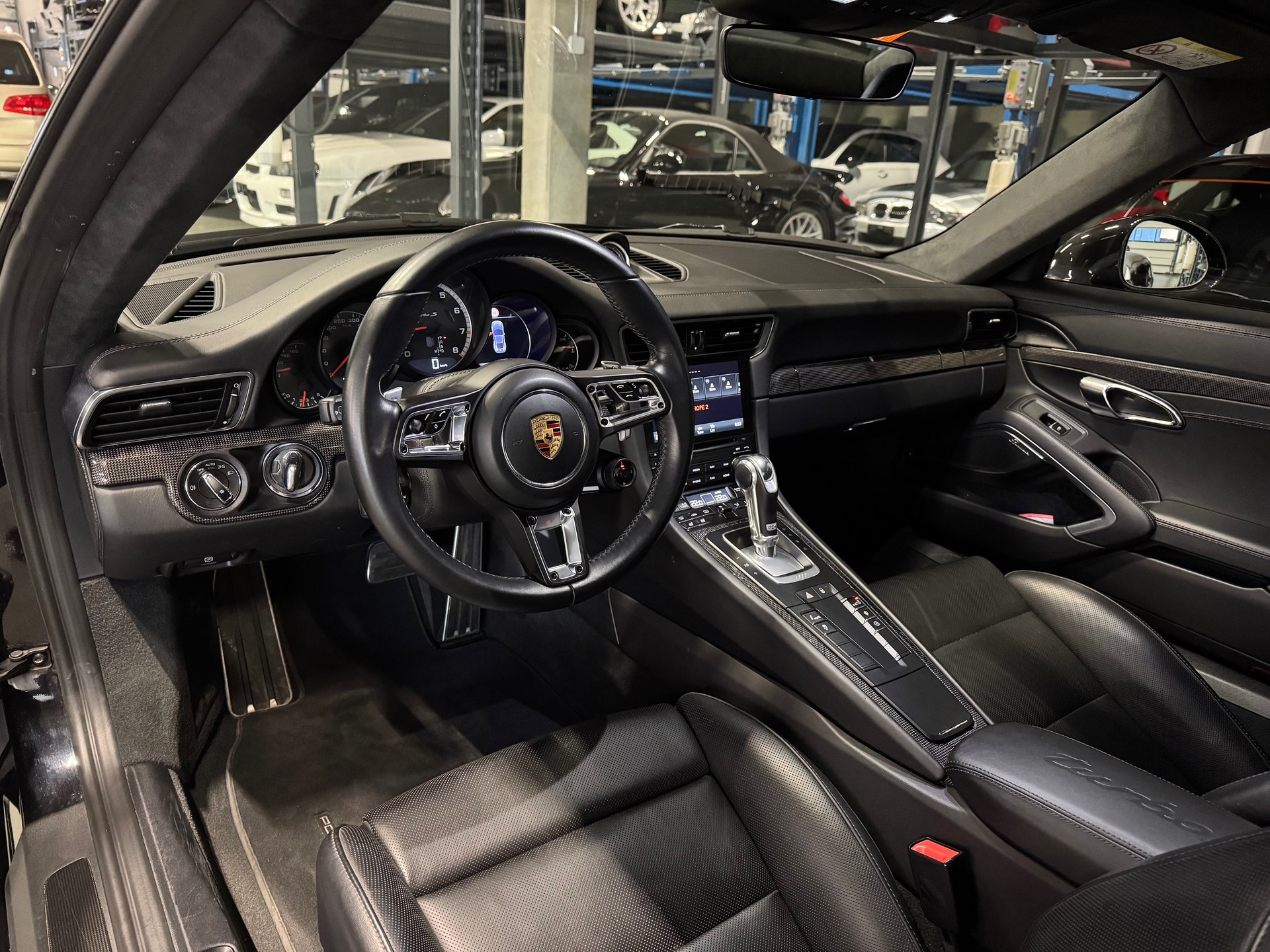 PORSCHE 911 Turbo S PDK Stg2+ *720HP*-image-5