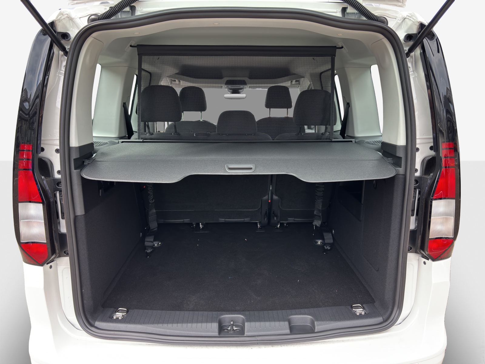 VW Caddy 1.5 TSI Life DSG-image-12