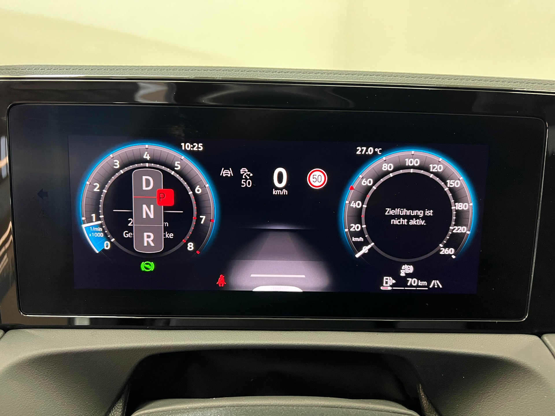 VW Tiguan 2.0 TSI DSG R-Line 4Motion-image-11