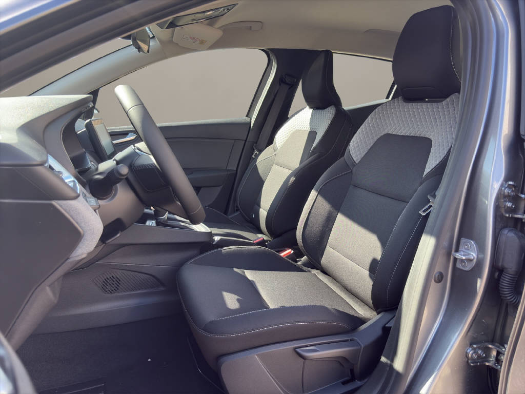 MITSUBISHI Colt 1.6 HEV Invite-image-8