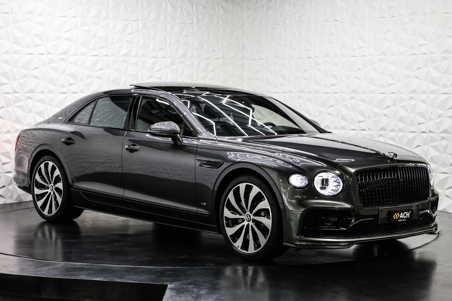 BENTLEY Flying Spur 4.0 V8 First Edition-image-0
