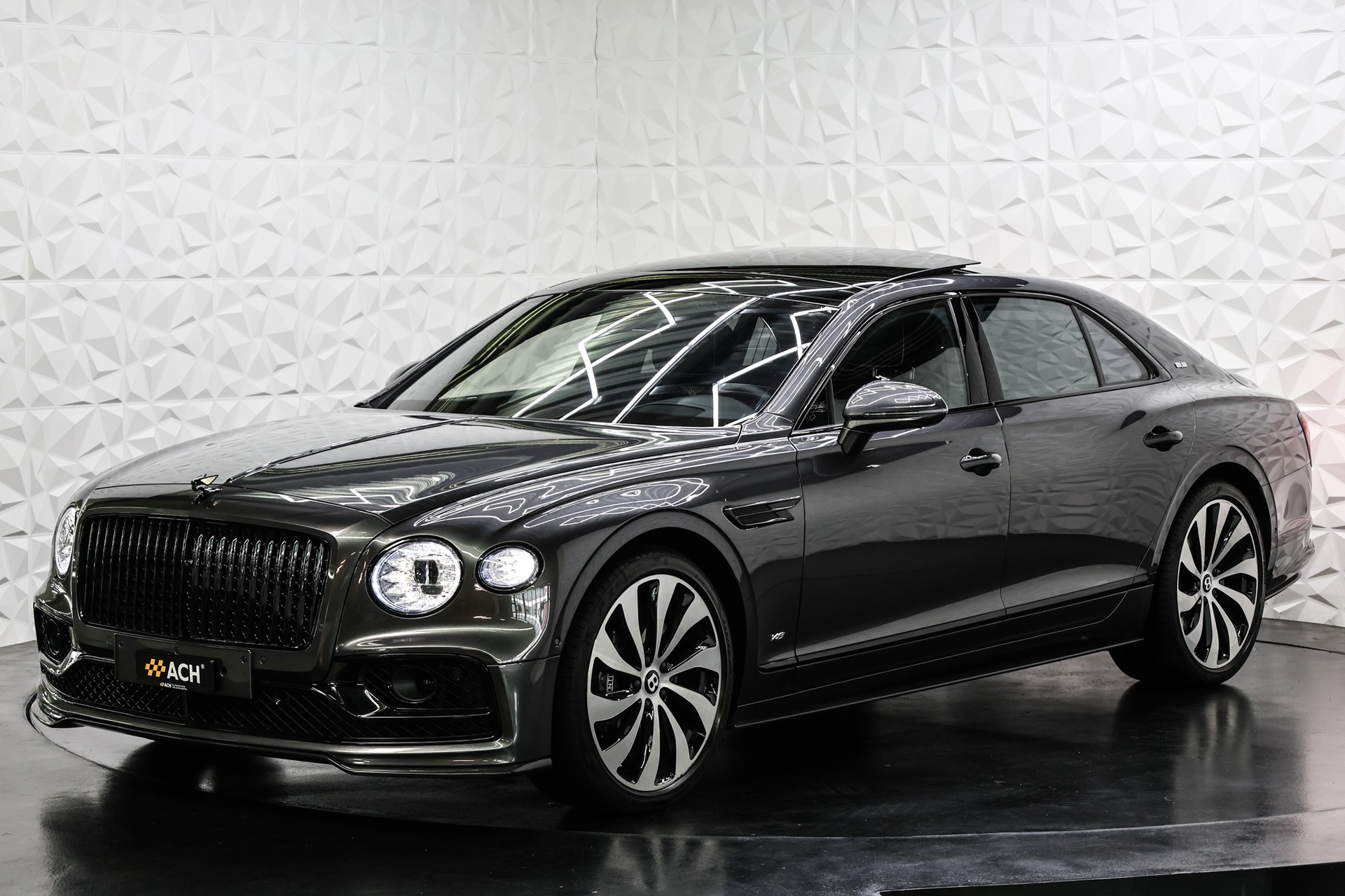 BENTLEY Flying Spur 4.0 V8 First Edition-image-2