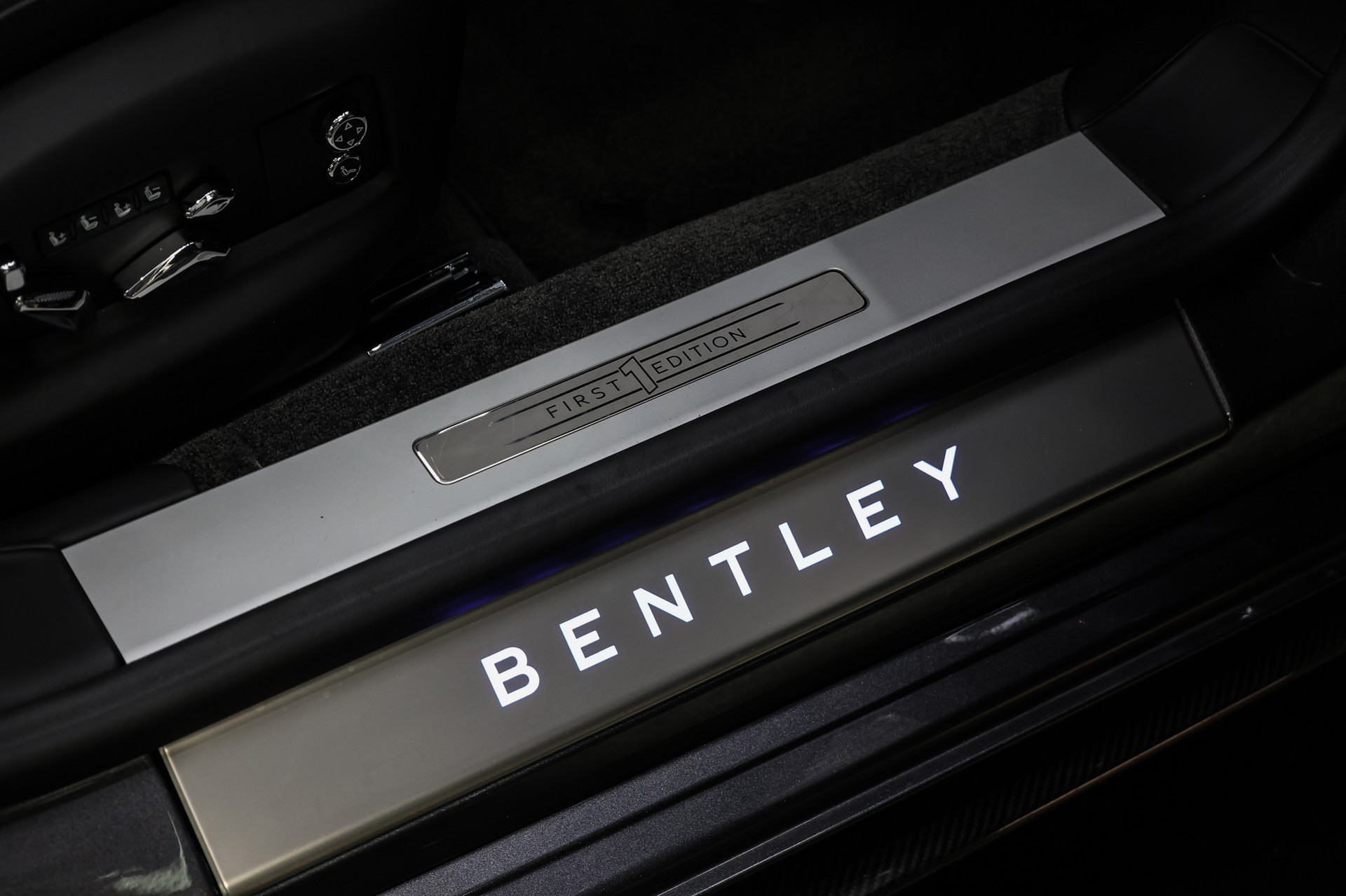 BENTLEY Flying Spur 4.0 V8 First Edition-image-30