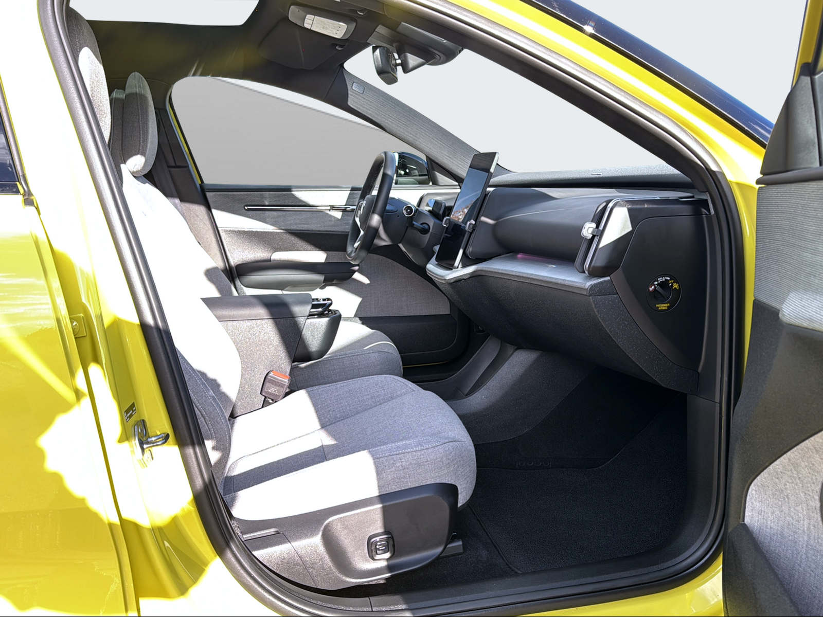 VOLVO EX 30 E60 Ultra-image-14