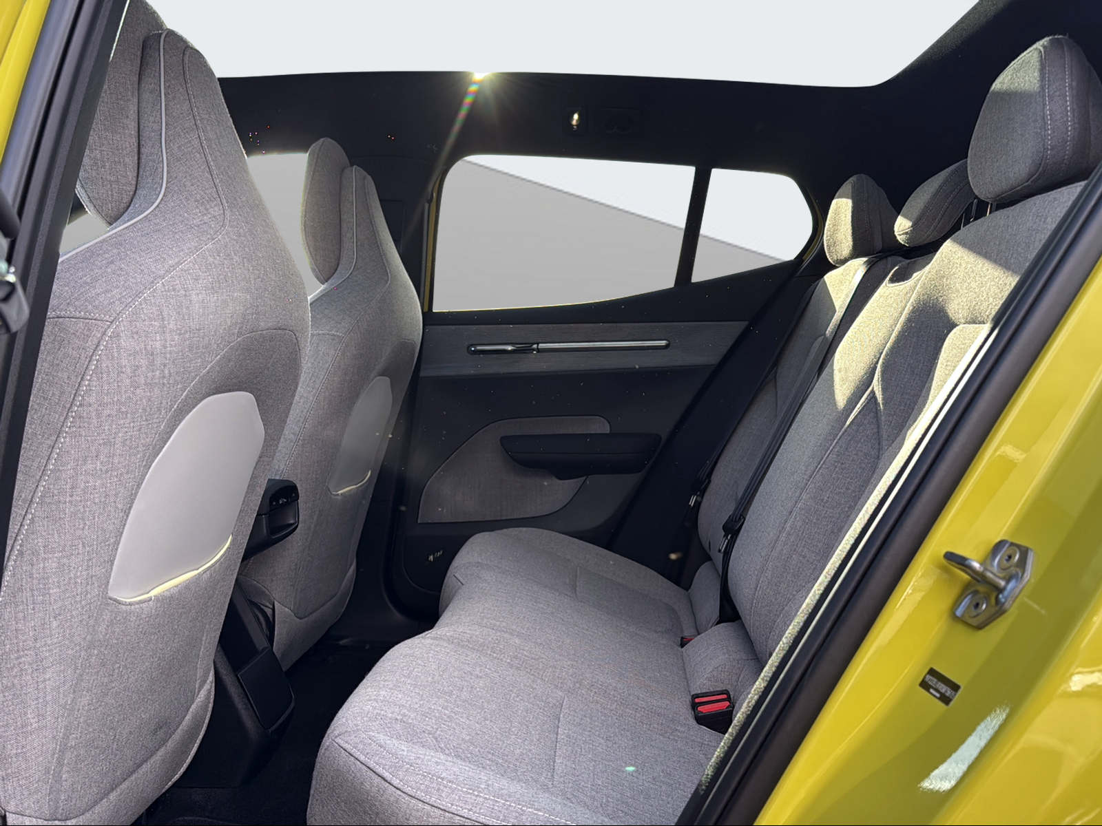 VOLVO EX 30 E60 Ultra-image-13