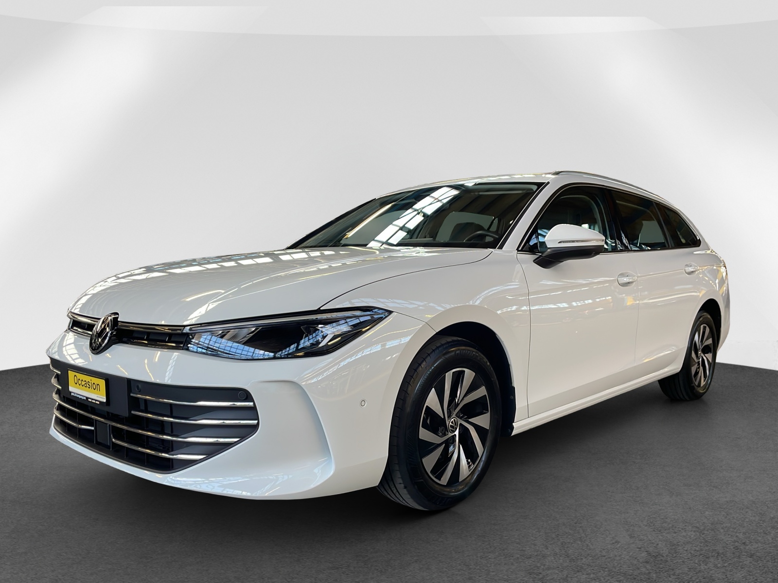 VW Passat Variant 2.0 TDI Business DSG-image-2