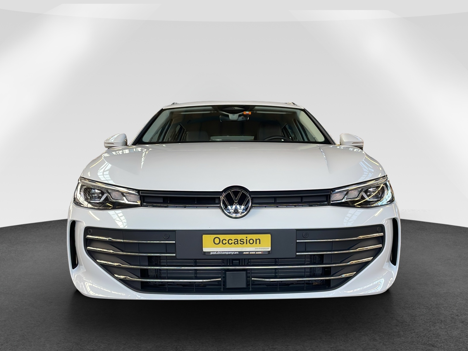 VW Passat Variant 2.0 TDI Business DSG-image-1