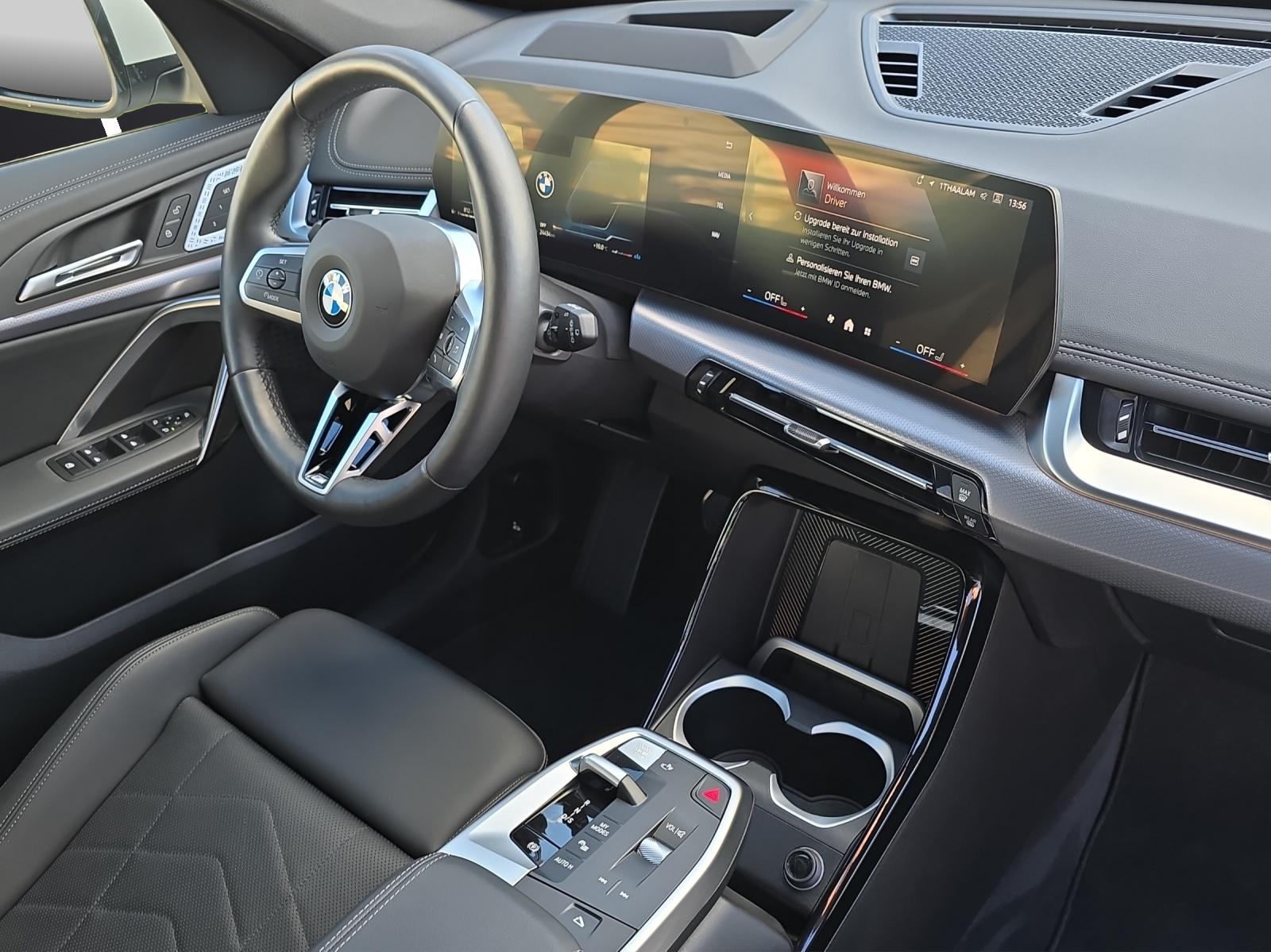 BMW X1 23i xDrive M Sport-image-10