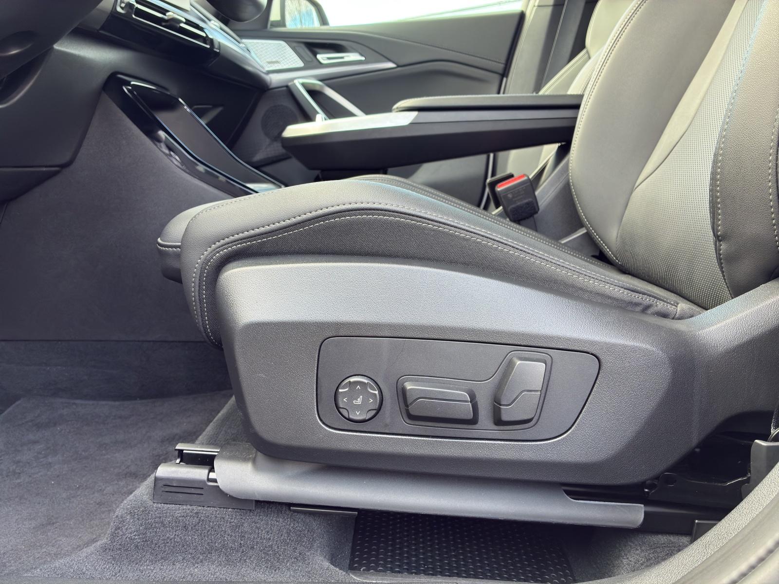 BMW X1 23i xDrive M Sport-image-18