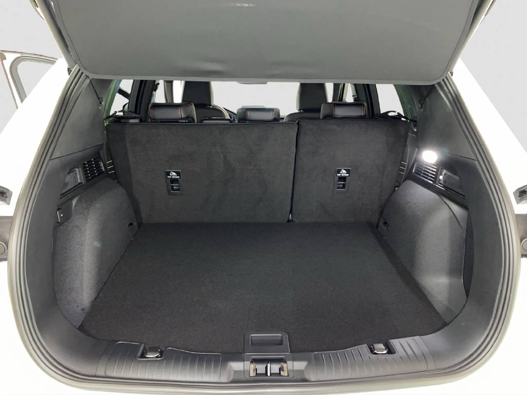 FORD Kuga 2.5 PHEV 243 PS ST-Line X-image-12