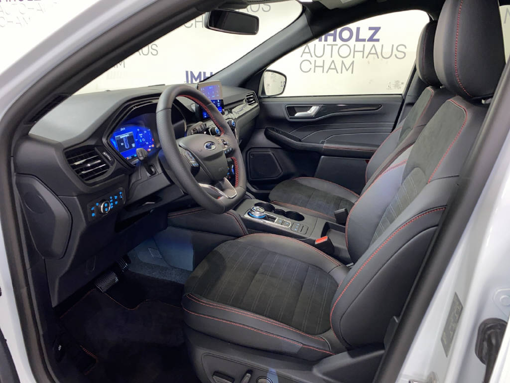 FORD Kuga 2.5 PHEV 243 PS ST-Line X-image-14