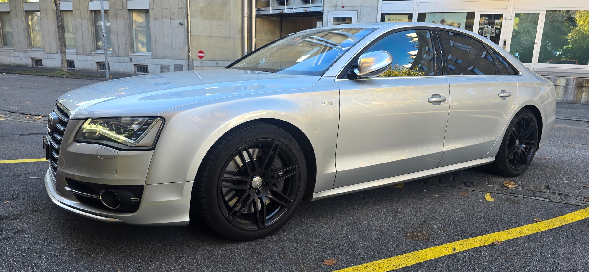 AUDI S8 4.0 TFSI V8 quattro tiptronic-image-0